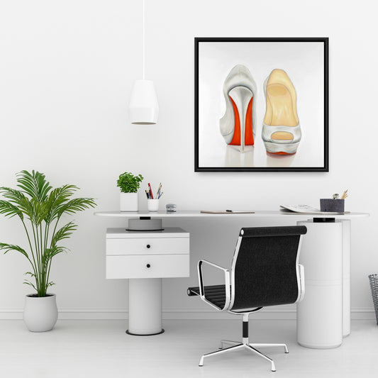 Toile grise pour chambre à coucher | Décoration murale avec escarpins rouges et blancs