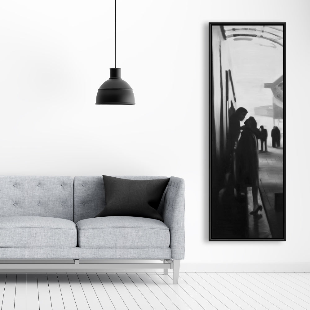 Toile monochrome blanche représentant une femme - Décor de couple à la gare
