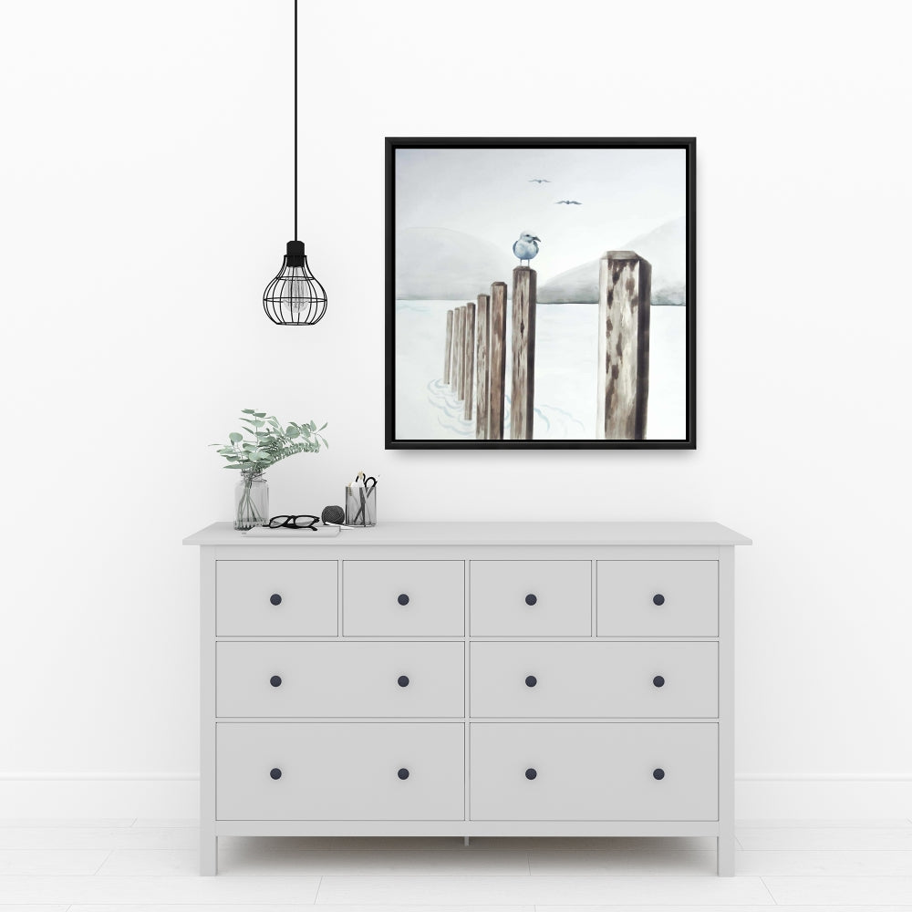 Mouette à la marina | Toile encadrée bleu marine