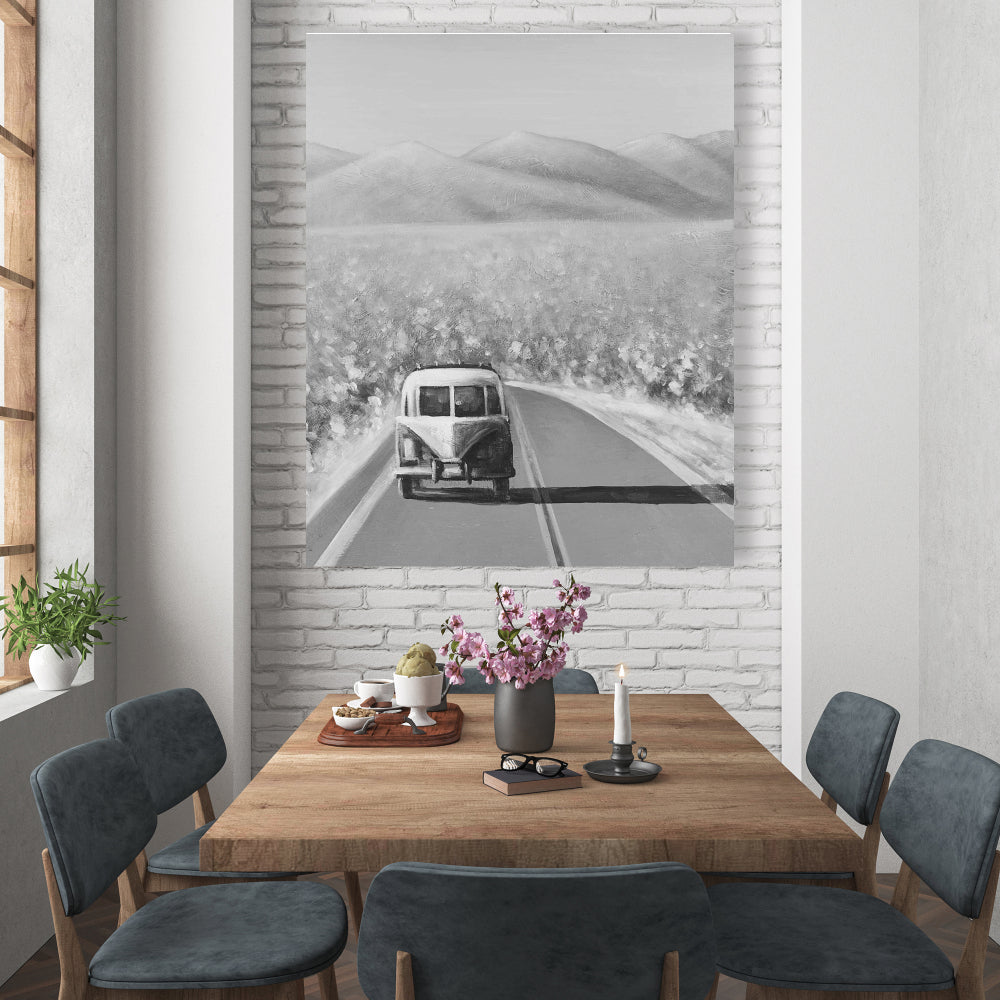 Toile « Voiture sur la route » – Décoration de chambre à coucher avec montagnes | Art blanc