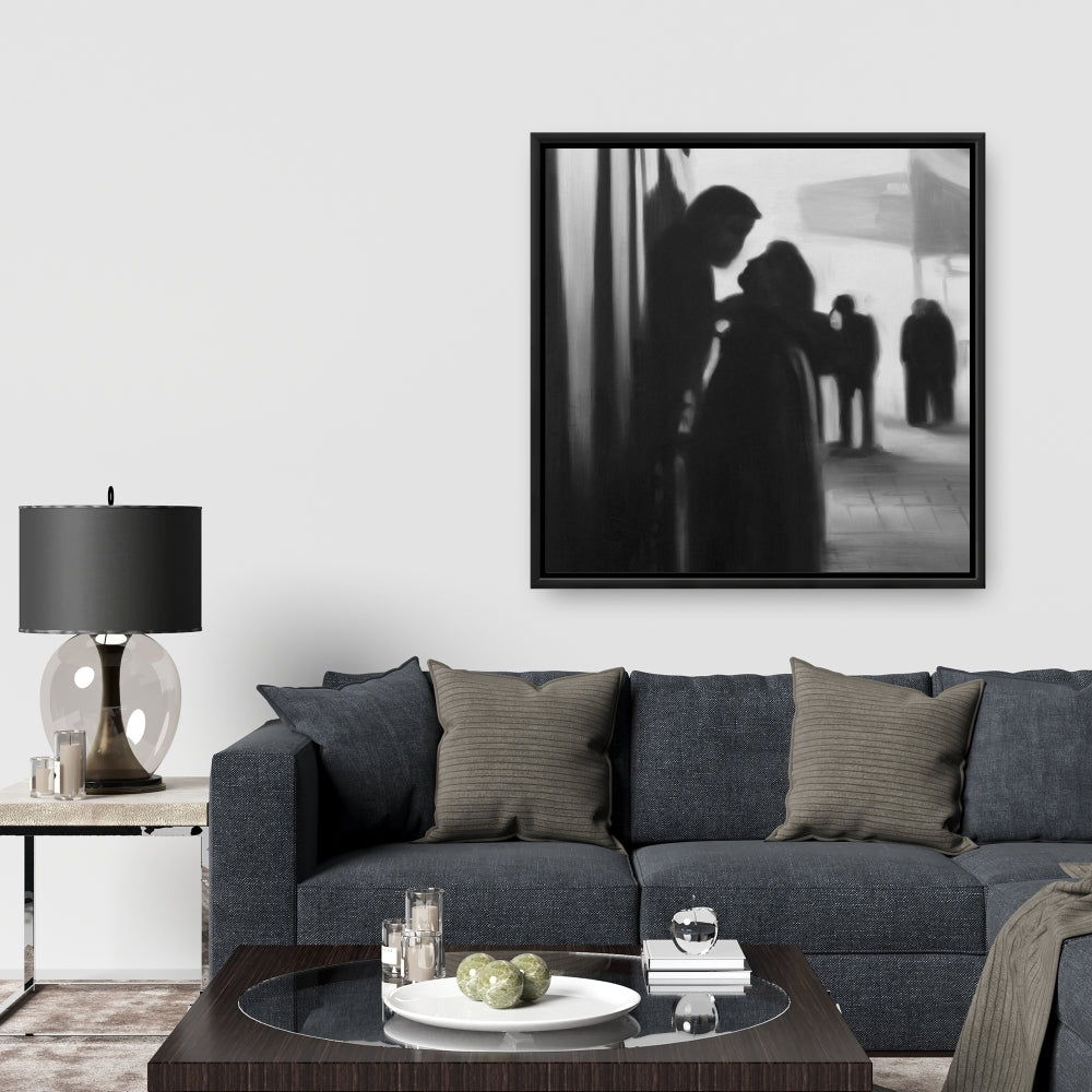 Toile monochrome blanche représentant une femme - Décor de couple à la gare