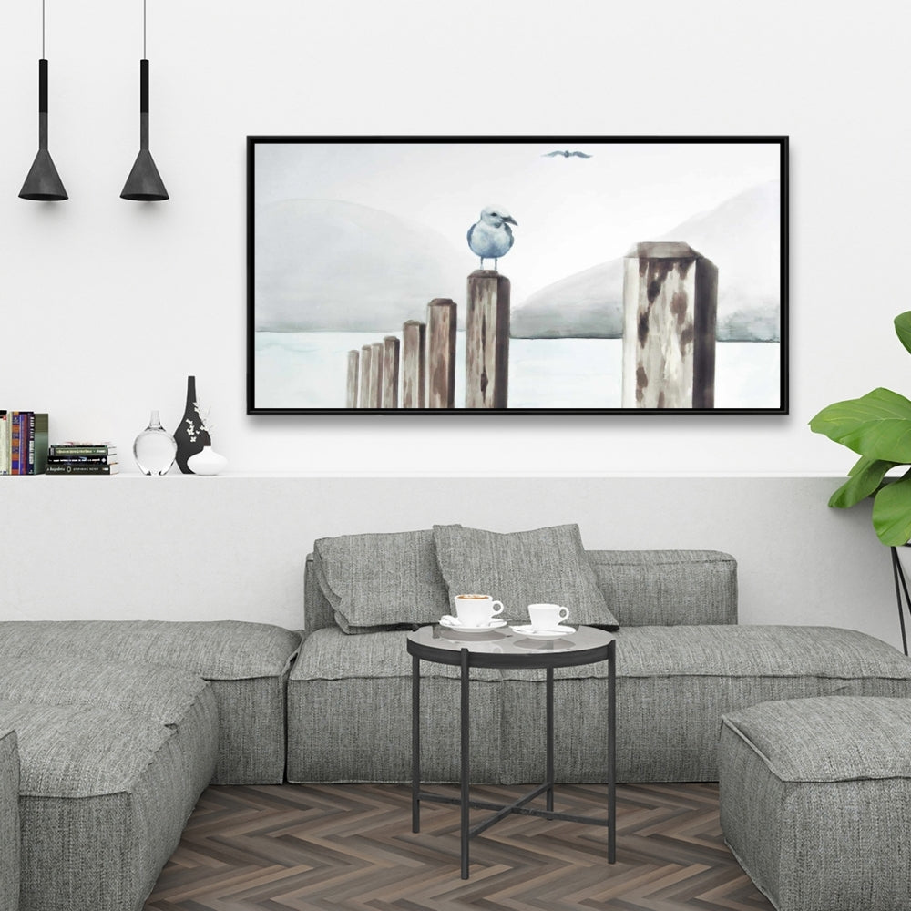 Mouette à la marina | Toile encadrée bleu marine