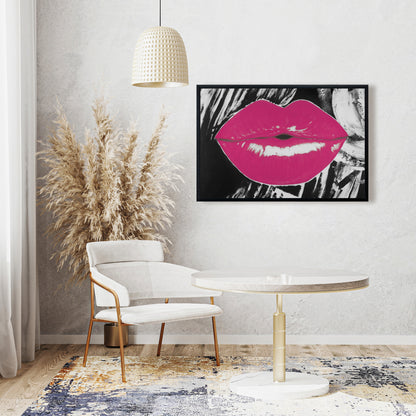 Toile encadrée « Lèvres roses brillantes » | Décoration beauté figurative
