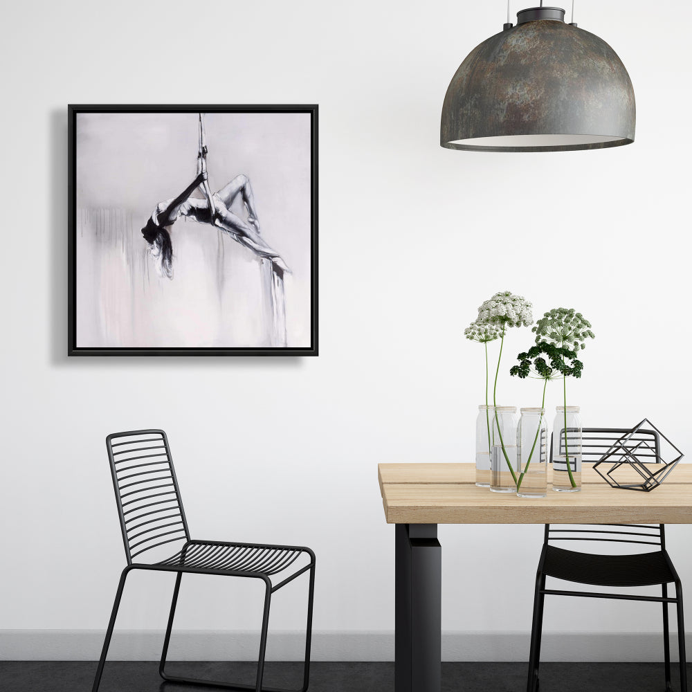 Toile de danseuse sur contorsion aérienne | Décoration d'intérieur encadrée blanche