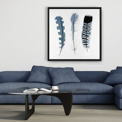 Toile encadrée avec plumes bleues délicates et animaux de Bohême