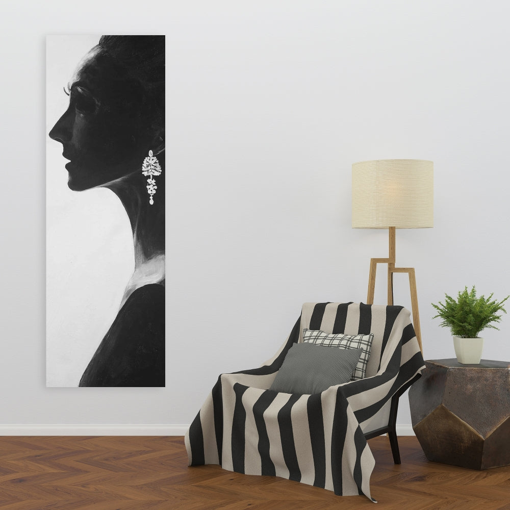 Chic Woman Monochrome Canvas - Elegant Figurative Home Decor