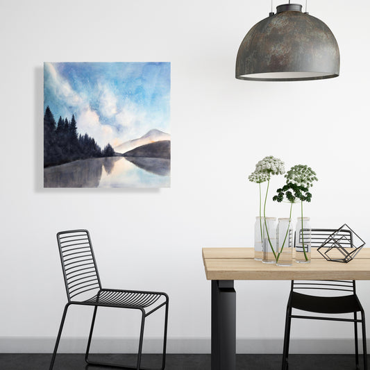 Toile bleue « Vue sur le lac la nuit » – Décoration murale paysage