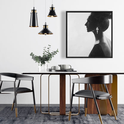 Toile monochrome « Femme chic » | Cadre blanc, décoration d'intérieur