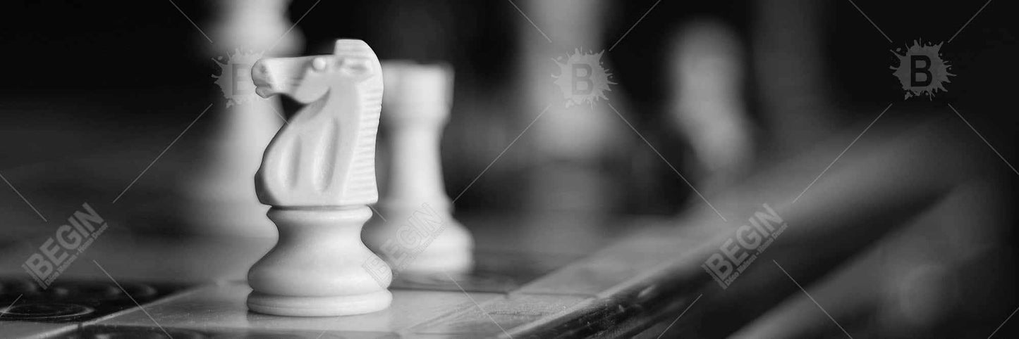 Toile encadrée « Jeux d'échecs monochromes » | Décoration murale pour chambre