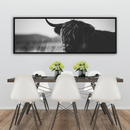 Magnifique toile représentant une vache des Highlands | Décoration de chambre monochrome