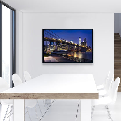Toile encadrée « Ville la nuit » | Décoration de salon industriel