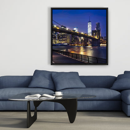 Toile encadrée « Ville la nuit » | Décoration de salon industriel