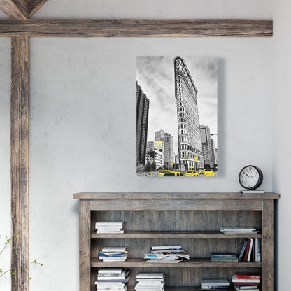 Flatiron Building to NYC Canvas | Home Decor City Outline