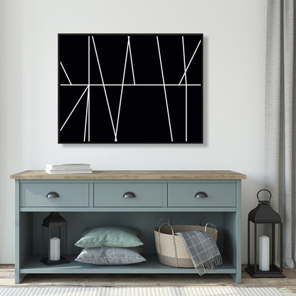 Toile encadrée : Rayures blanches sur fond noir – Décoration d'intérieur moderne