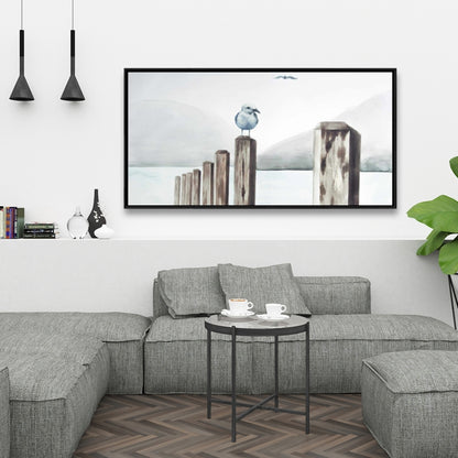 Mouette à la marina | Toile encadrée bleu marine