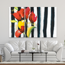 Canvas 40 x 60 - Red flowers on stripes